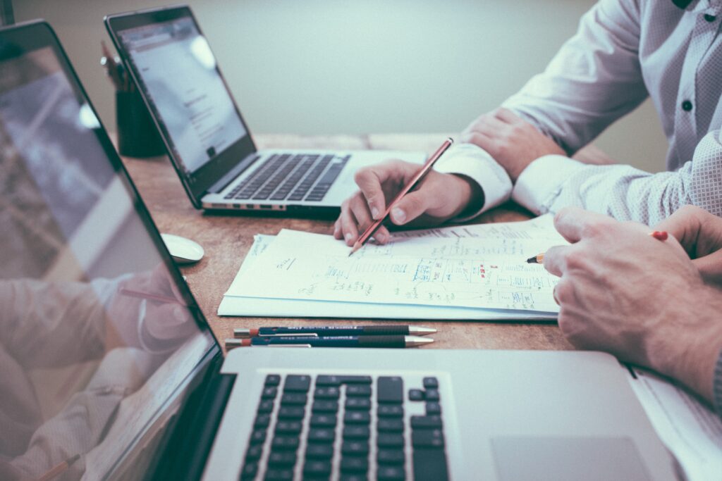 A Brief Comparison of Chapter 7 and Chapter 13 Bankruptcy